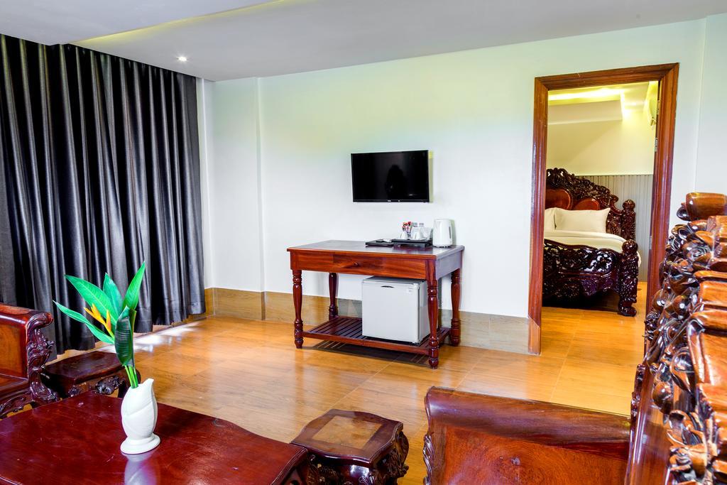 Ly Heng Chhay Hotel Paôy Pêt Kültér fotó