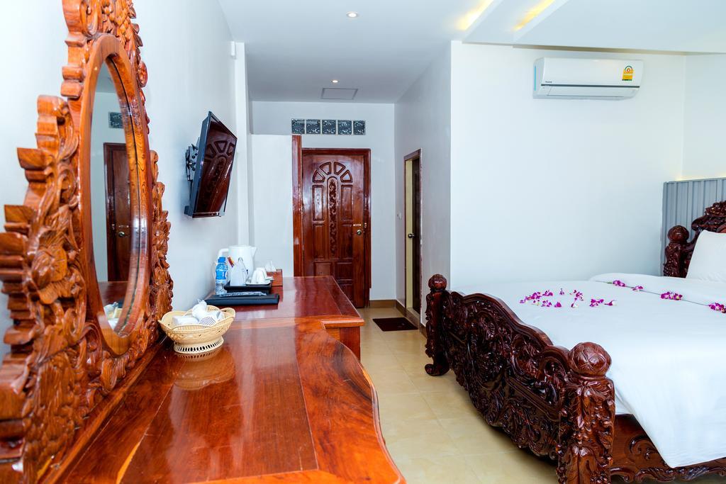Ly Heng Chhay Hotel Paôy Pêt Kültér fotó